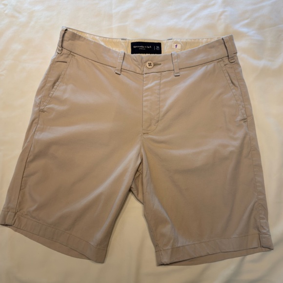 Abercrombie and Fitch, size 30 tan khaki shorts - Picture 1 of 3